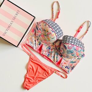 34D LARGE Victoria’s Secret coral bra set